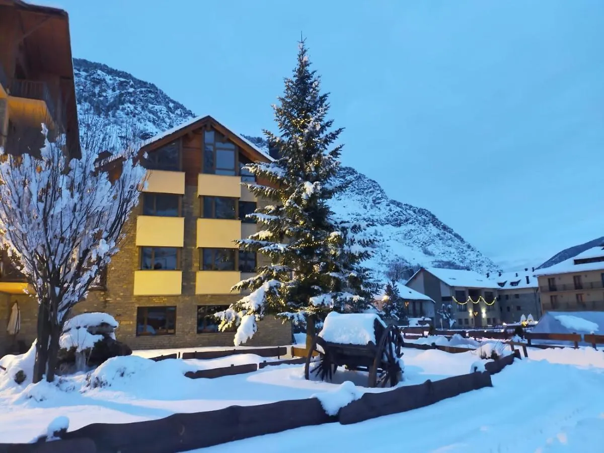 Roca Blanca Hotel Espot