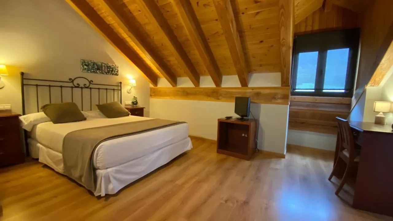 Hotel Roca Blanca Espot Spanien