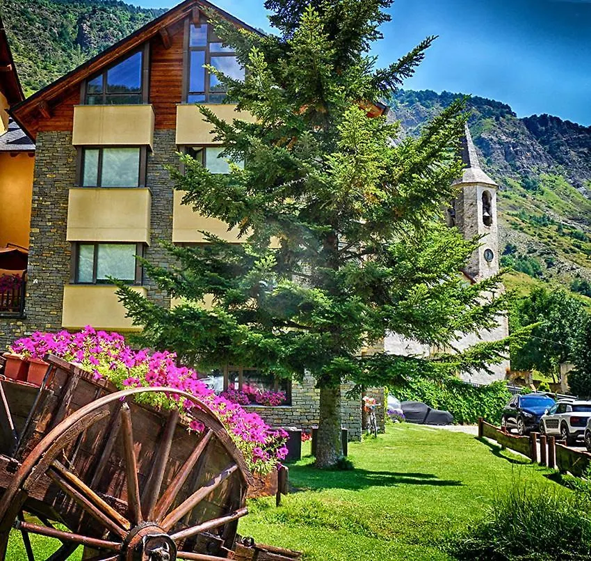 Roca Blanca Hotel Espot